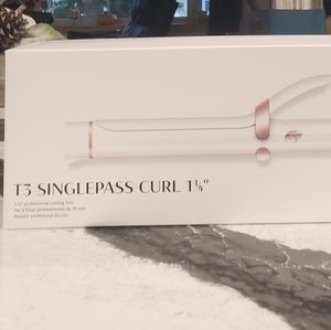 1 1/4 inch T3 Curling Iron